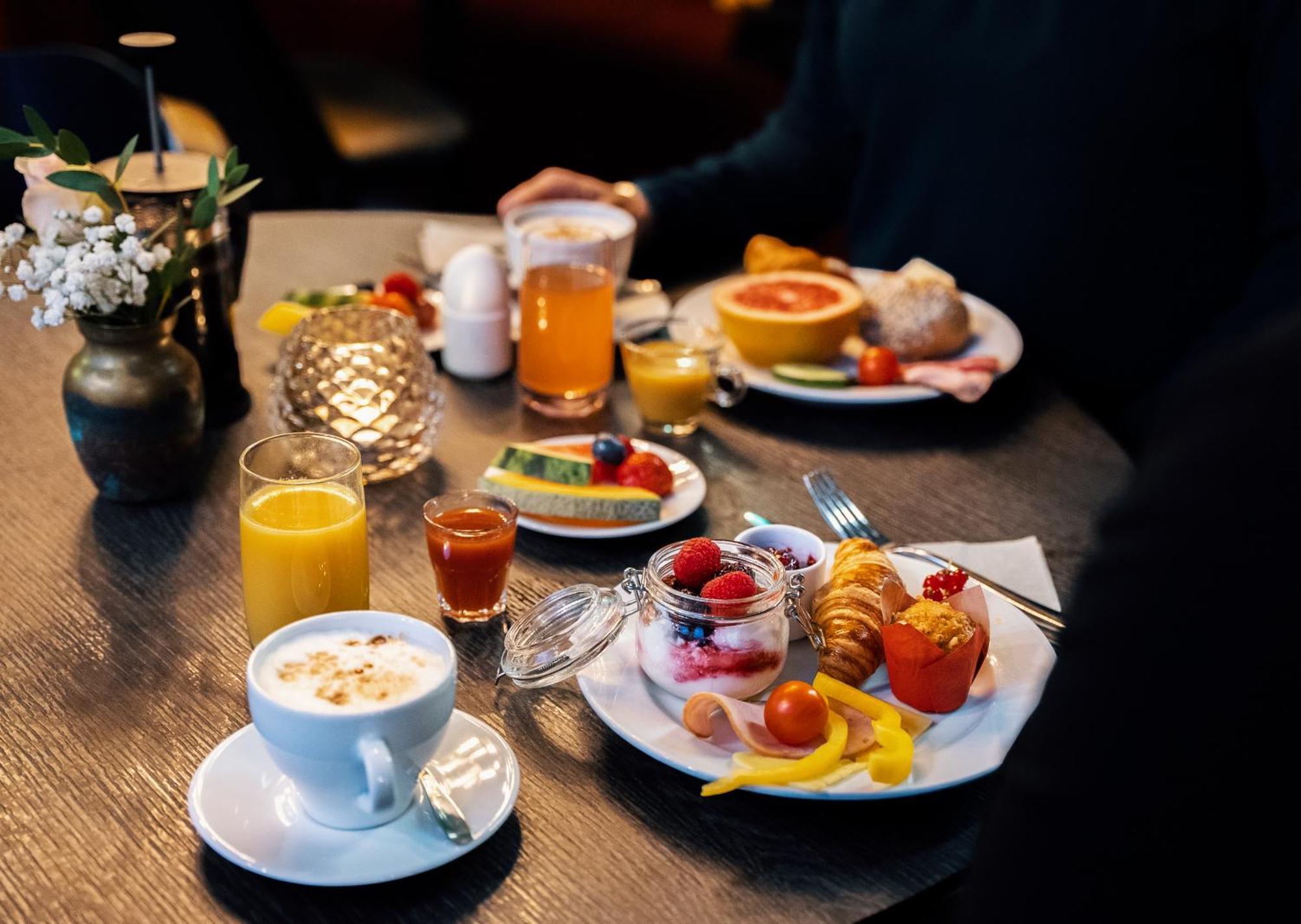 Quality Hotel Winn Ханинге Екстериор снимка