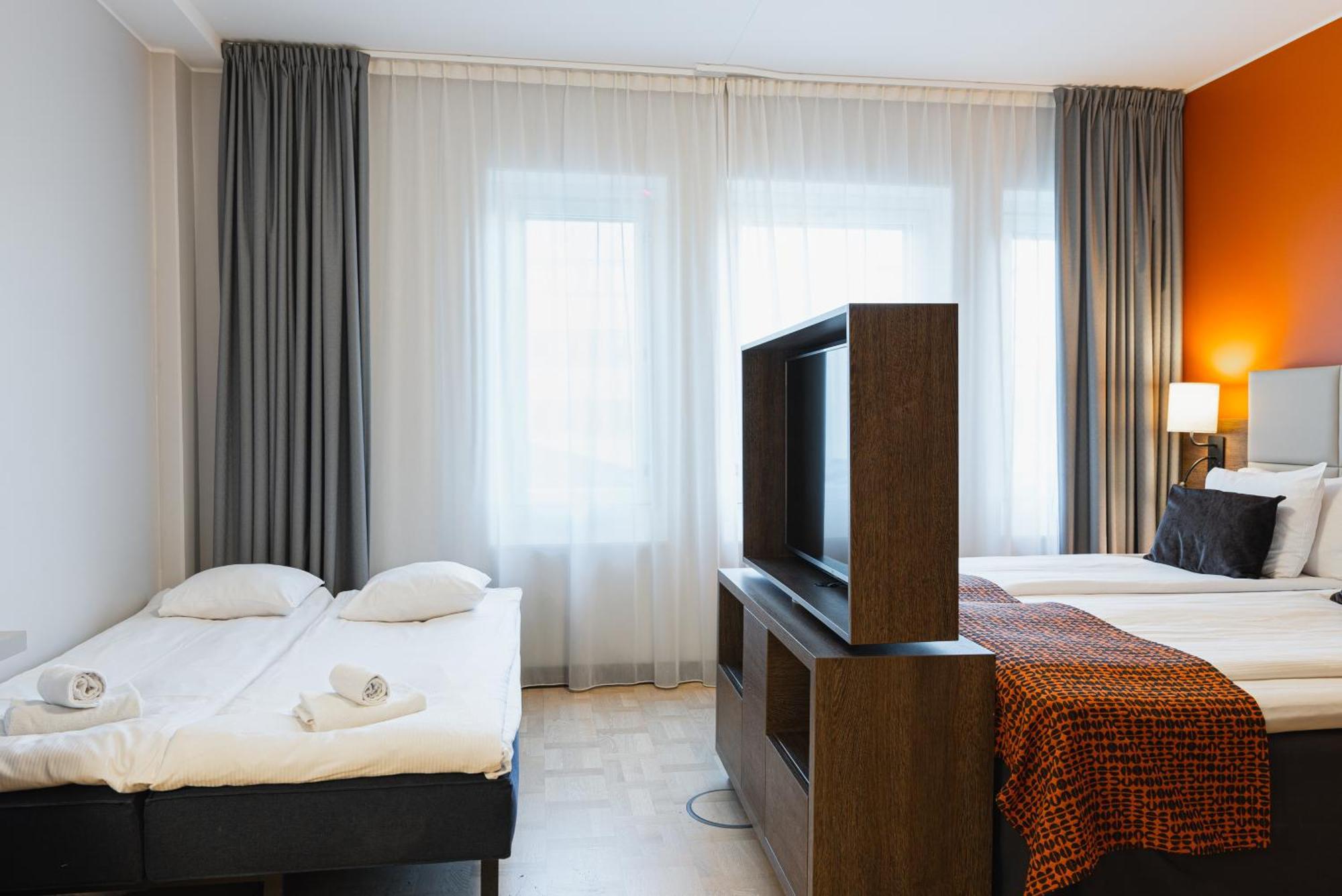 Quality Hotel Winn Ханинге Екстериор снимка