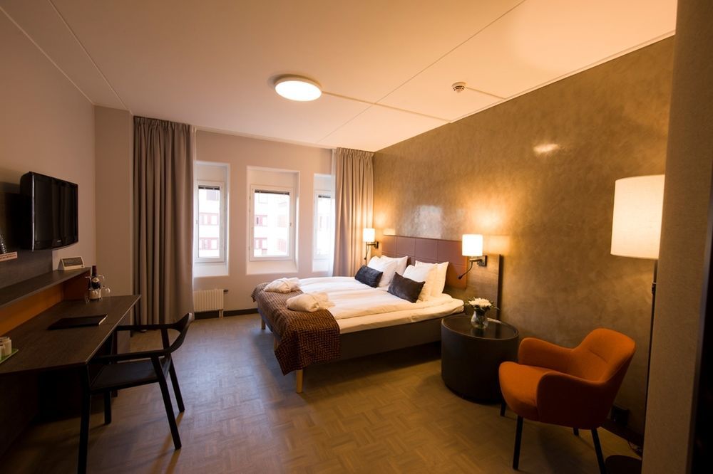 Quality Hotel Winn Ханинге Екстериор снимка