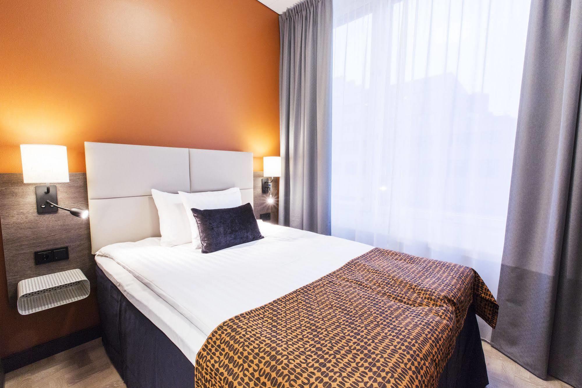 Quality Hotel Winn Ханинге Екстериор снимка