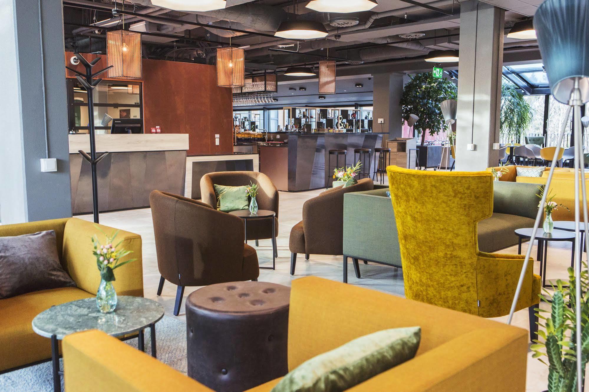Quality Hotel Winn Ханинге Екстериор снимка